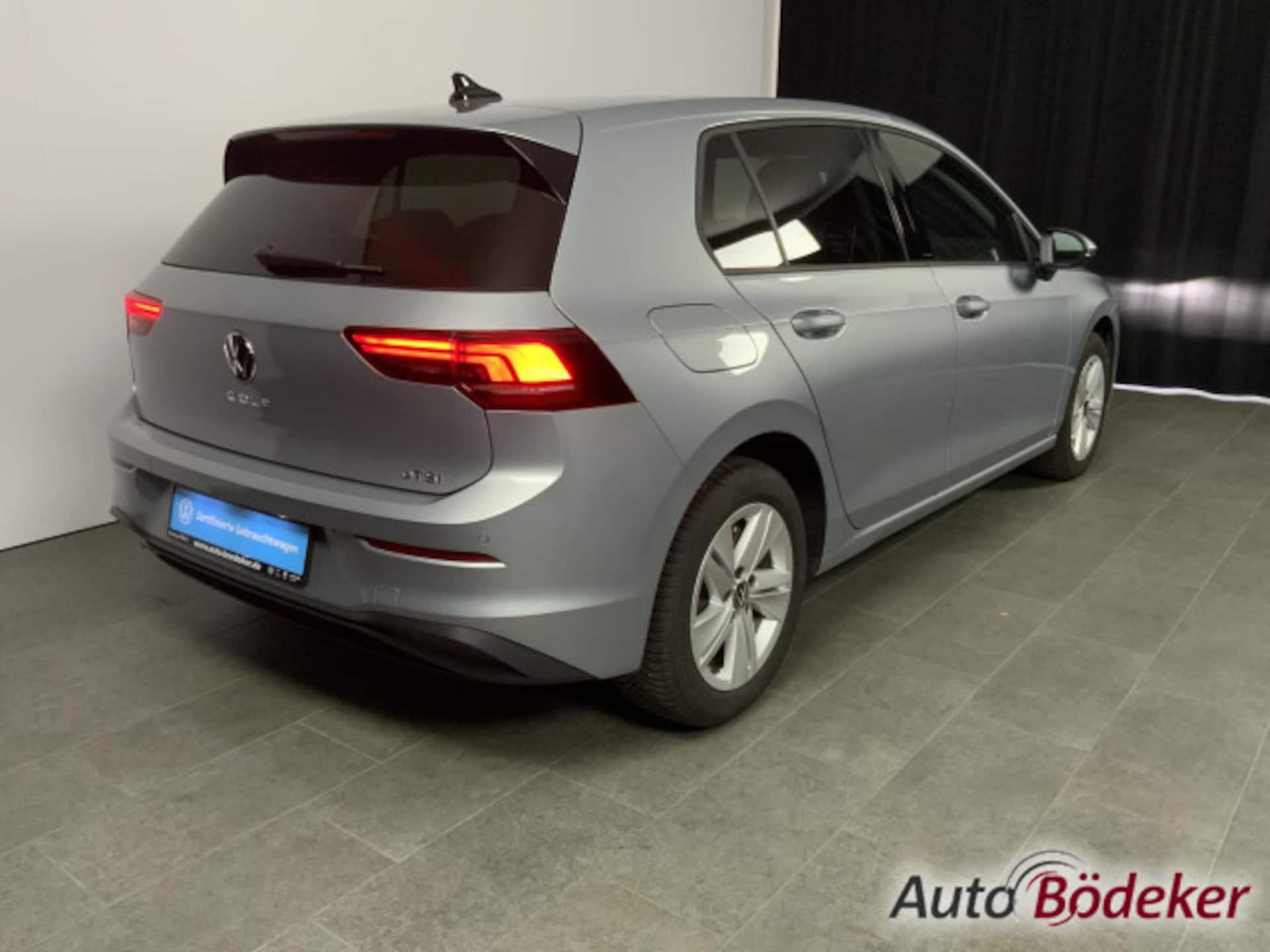 Volkswagen Golf Life