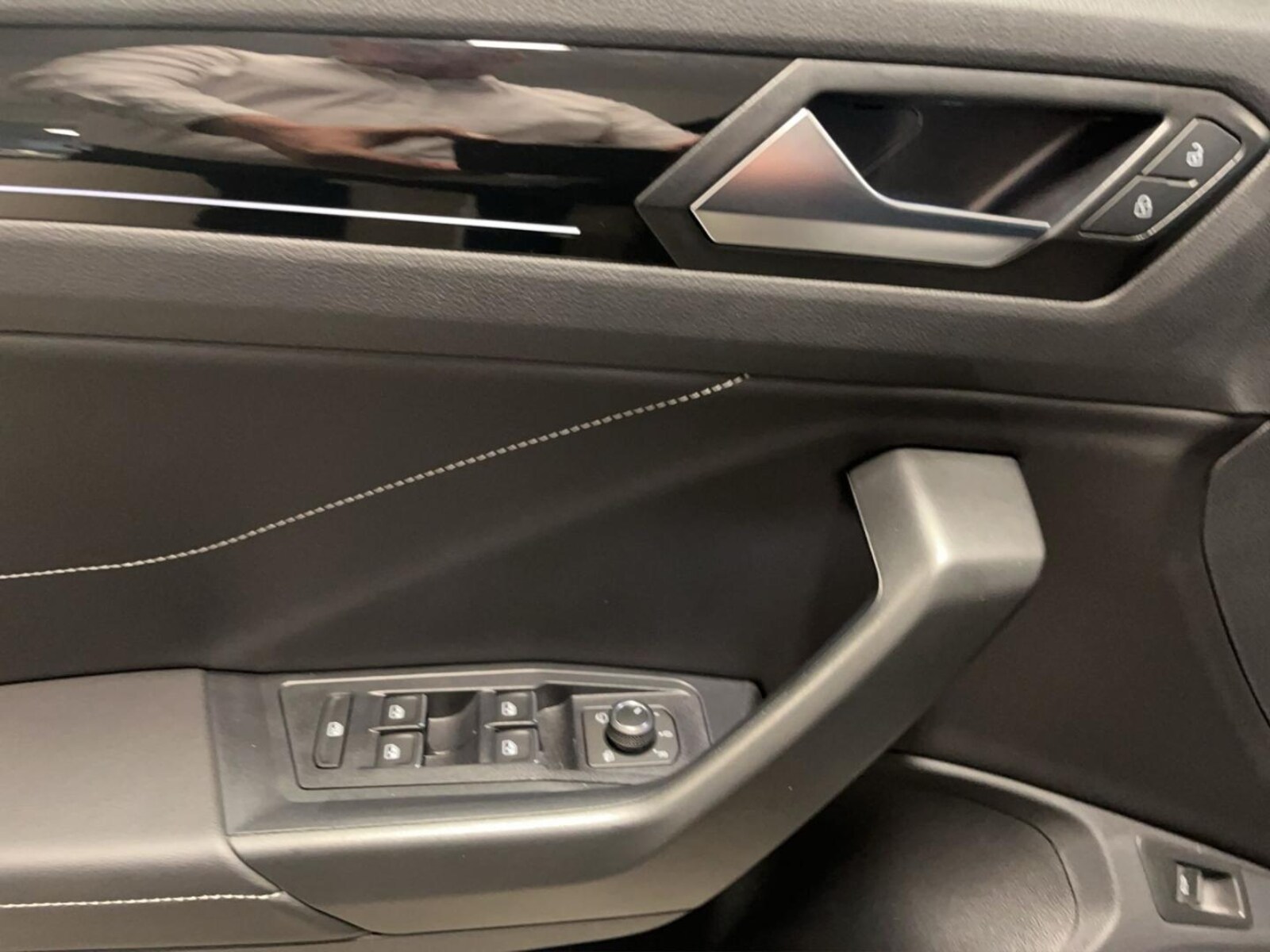 Volkswagen T-Roc – Bild 13