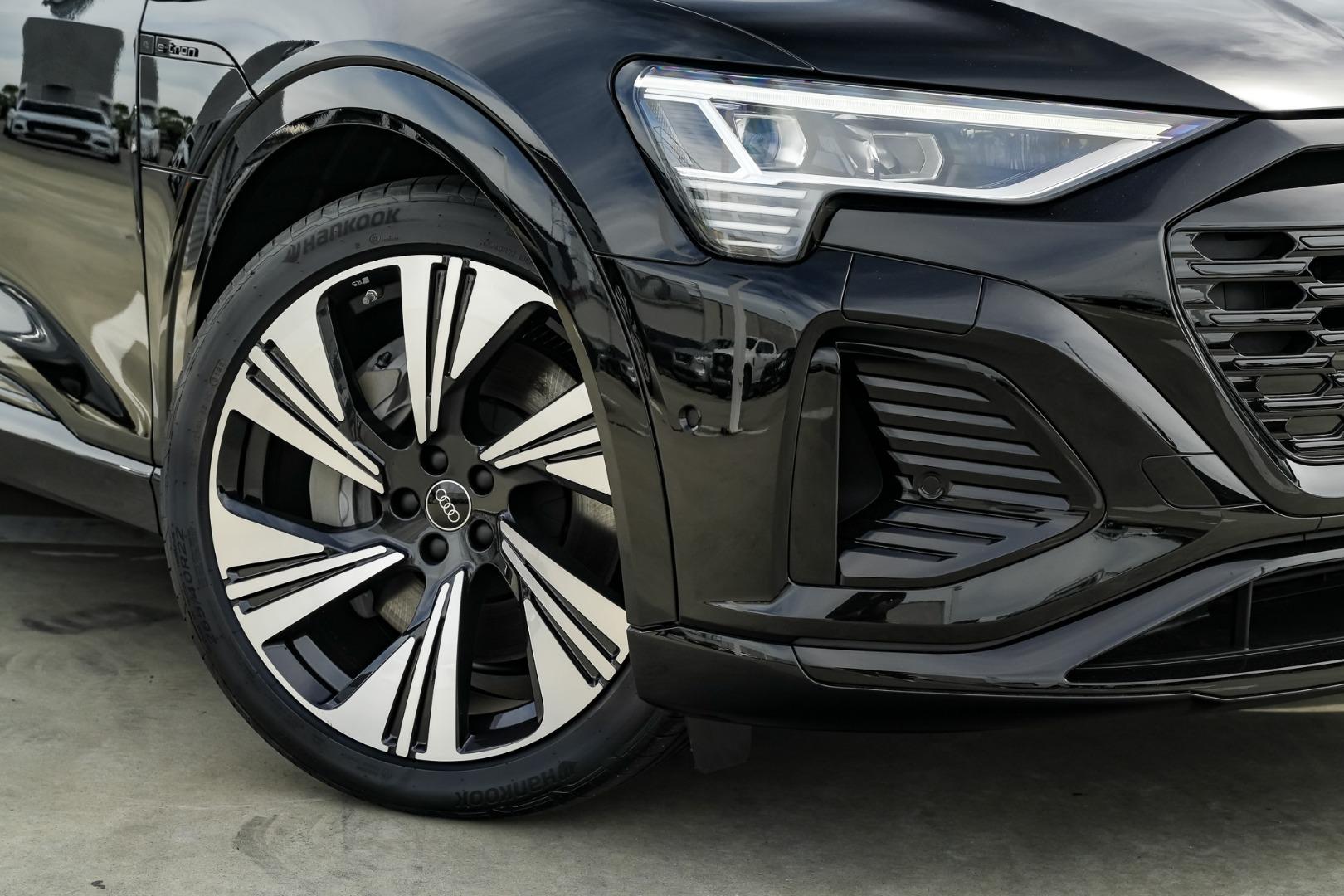 Image about Audi Q8 e-tron 55 e-tron quattro Launch Edition 300,00 kW