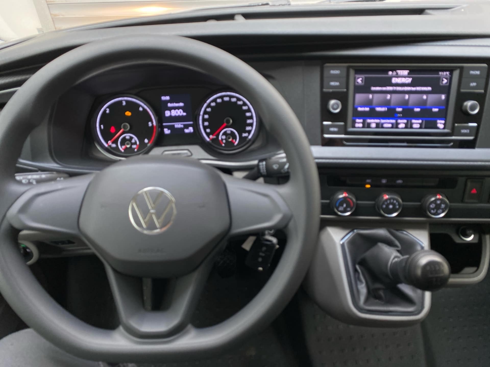 Volkswagen T6.1 Transporter Kombi langer Radstand