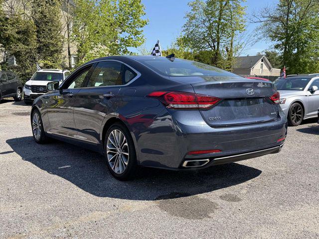 Used 2015 Hyundai Genesis Base with VIN KMHGN4JE8FU085961 for sale in Massapequa, NY