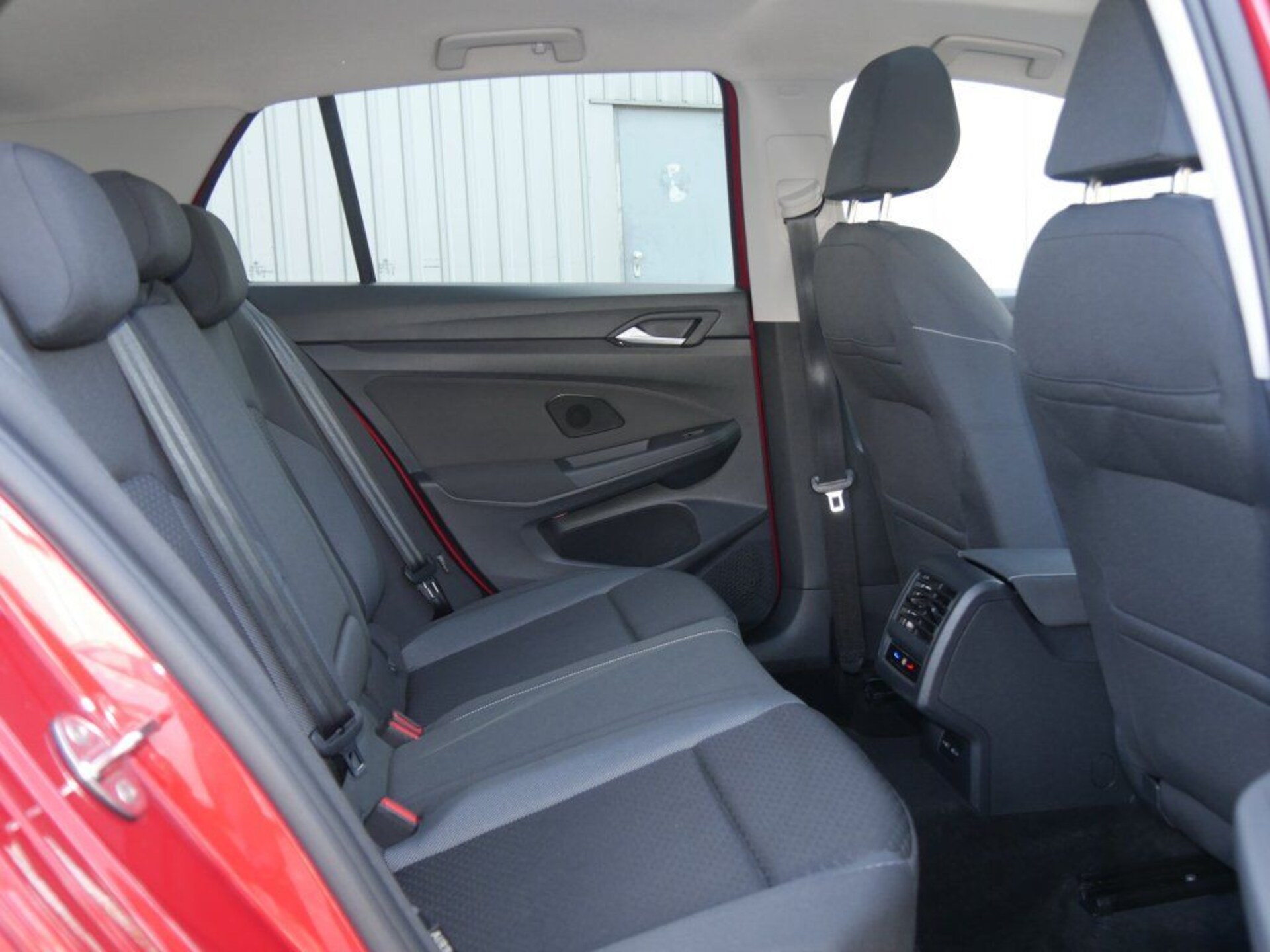 Volkswagen Golf Active