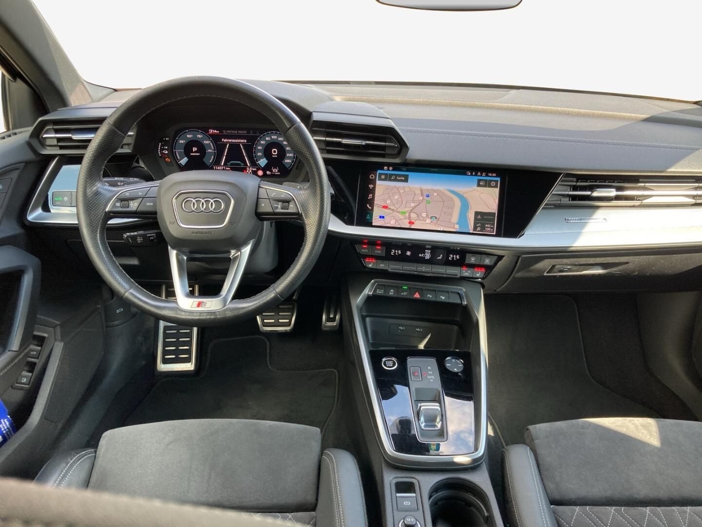 Image de Audi A3 Sportback TFSI e S line 40 TFSI e 150 kW (204 ch) S tronic - for more details contact your dealer