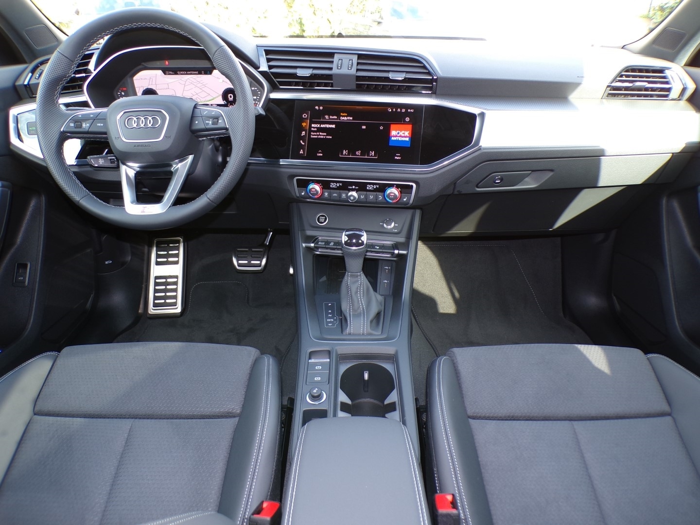 Bild über Audi Q3 Sportback S line 35 TFSI S tronic - für weitere Informationen kontaktieren Sie den Audi Partner