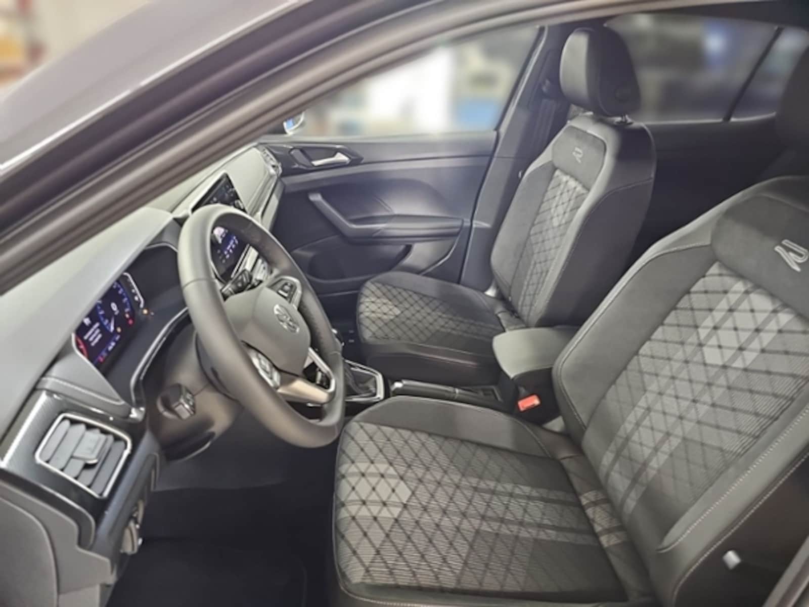 Volkswagen T-Cross – Bild 11
