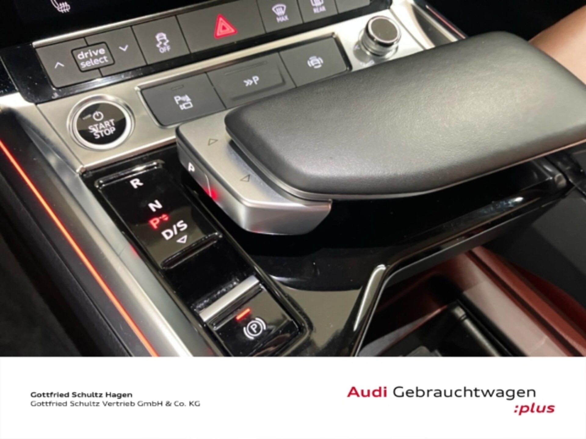 Audi Q8 e-tron S line