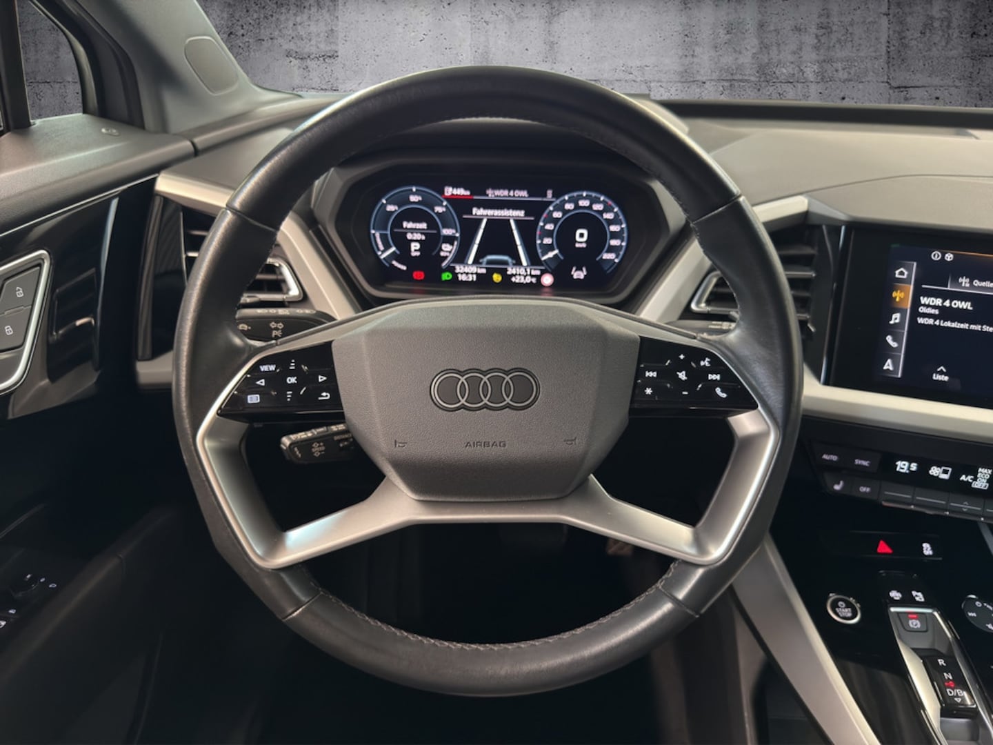 Bild über Audi Q4 e-tron 40 e-tron - für weitere Informationen kontaktieren Sie den Audi Partner