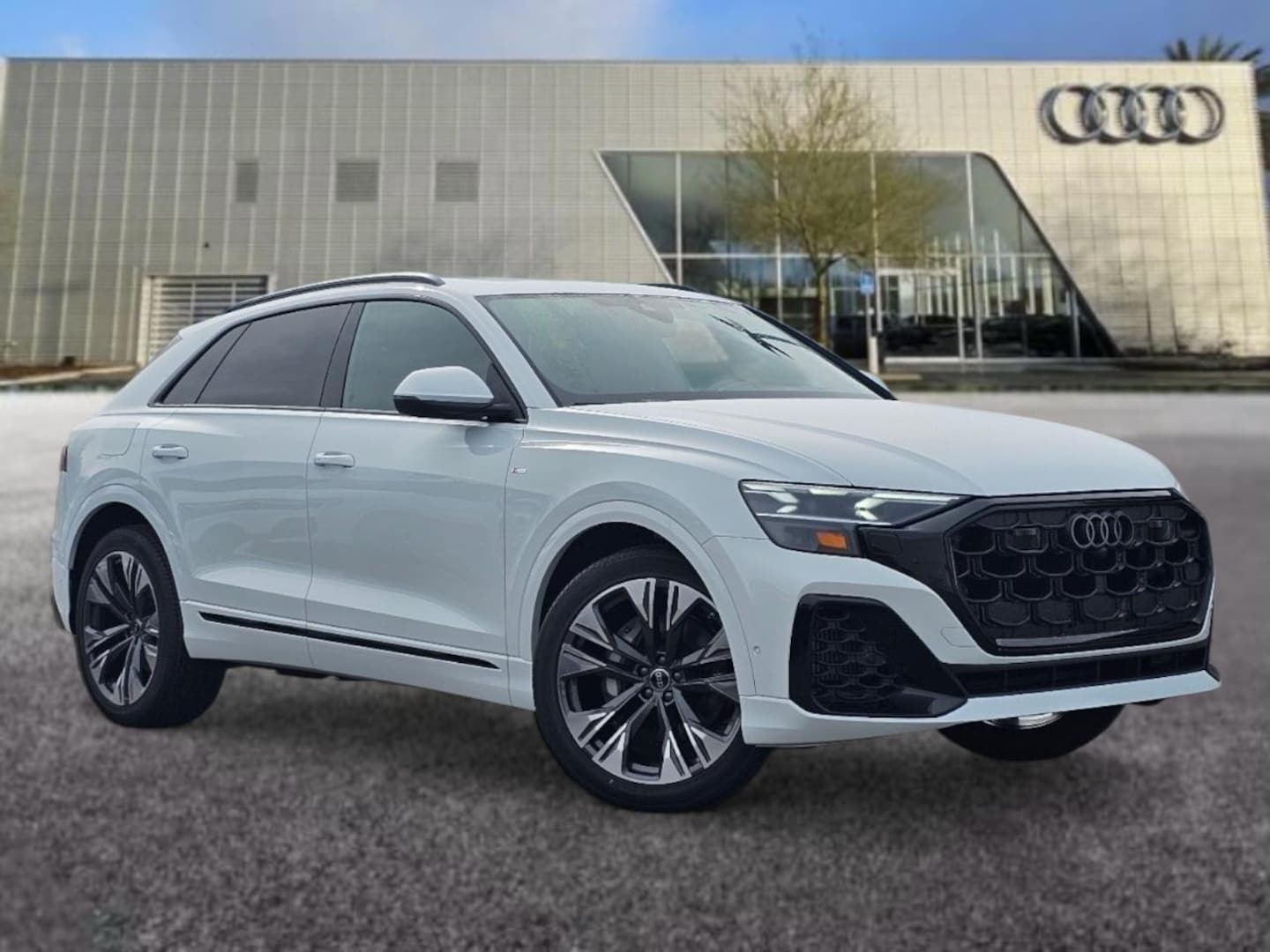 2026 Audi Q8