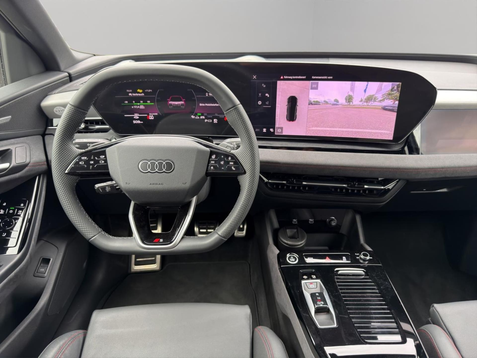 Audi Q6 SUV e-tron