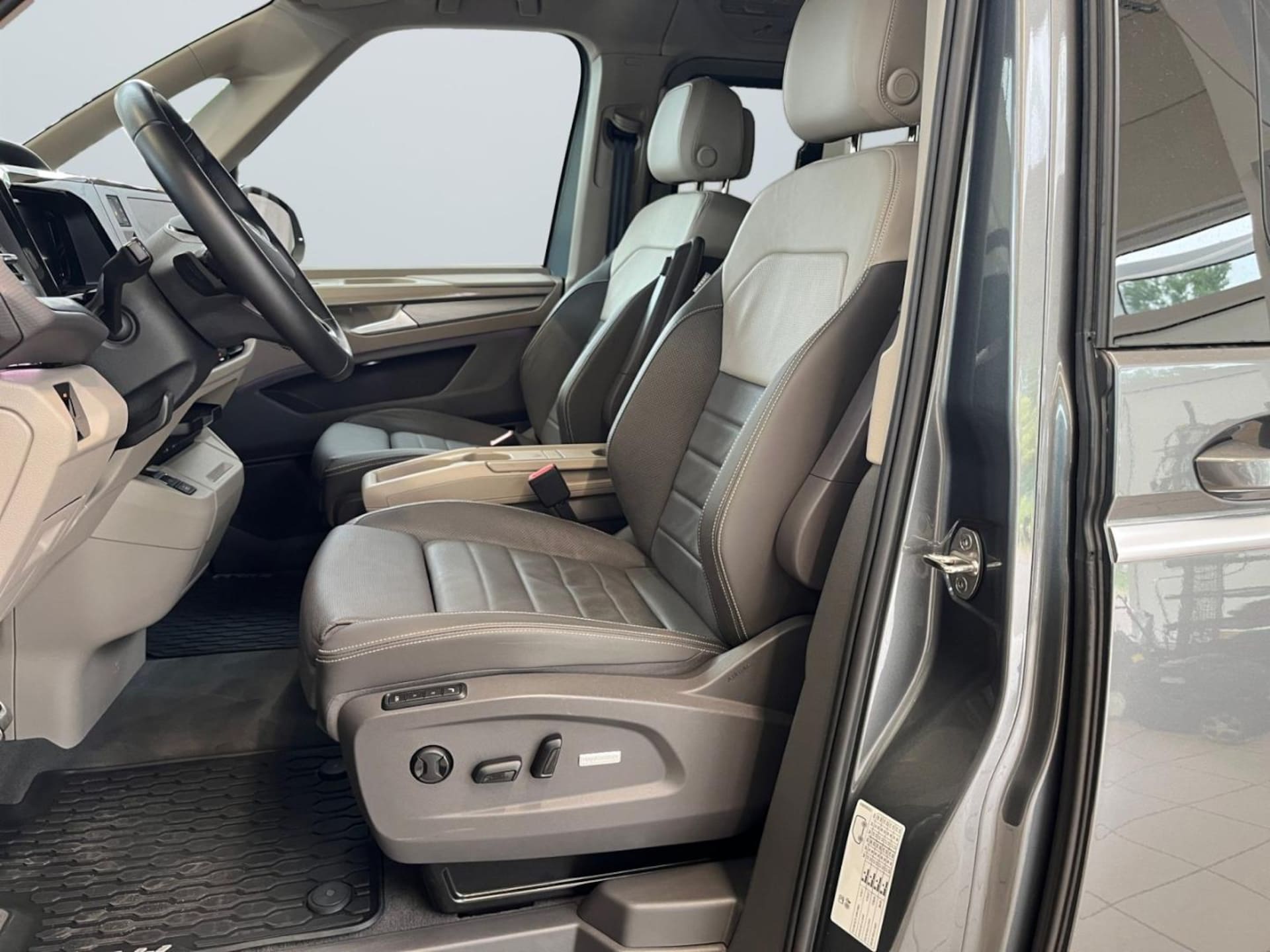 Volkswagen Multivan Langversion Style