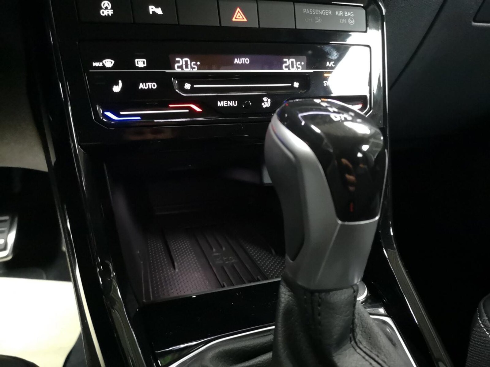 Volkswagen T-Cross – Bild 14