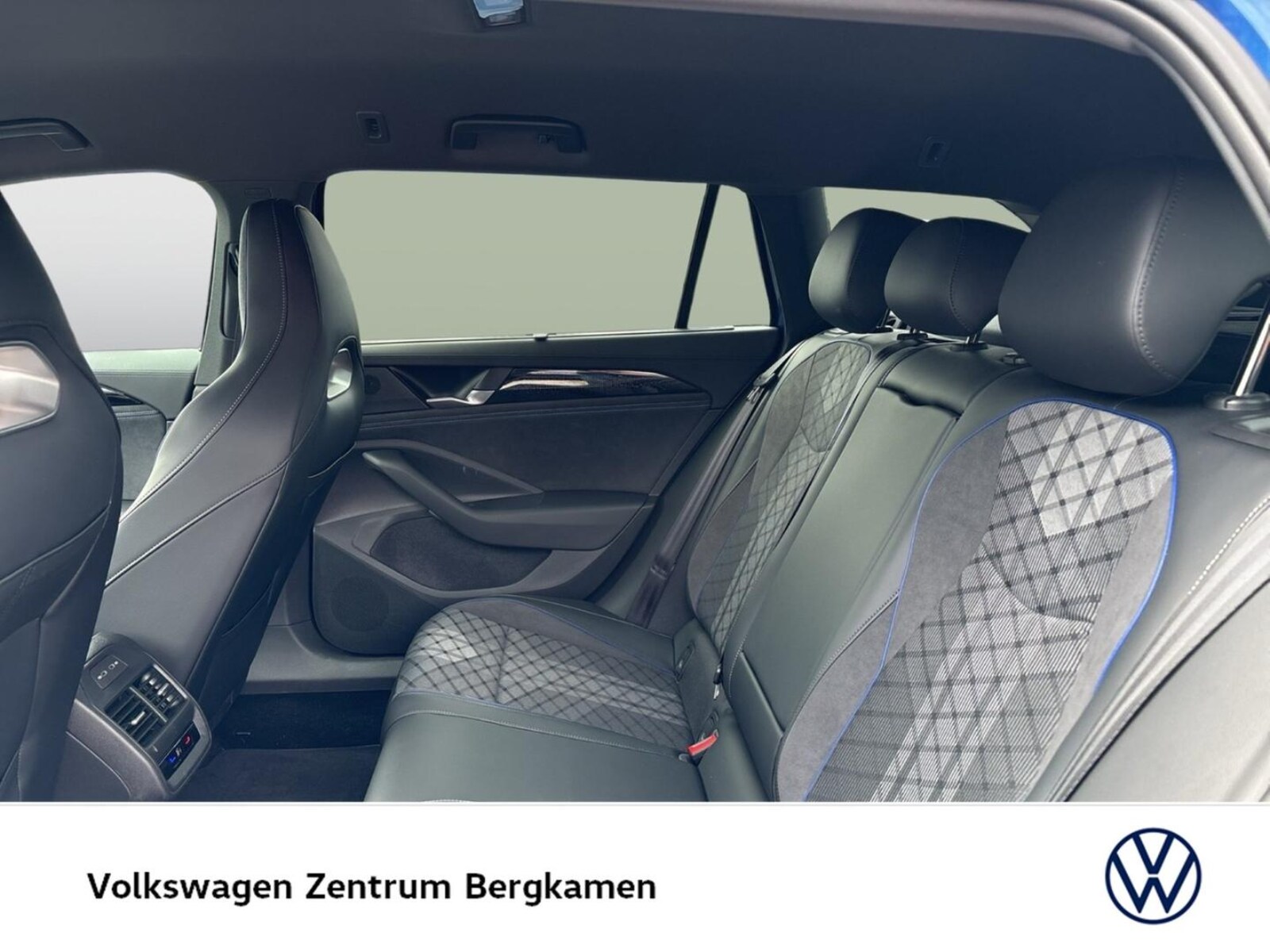 Volkswagen Passat – Bild 12