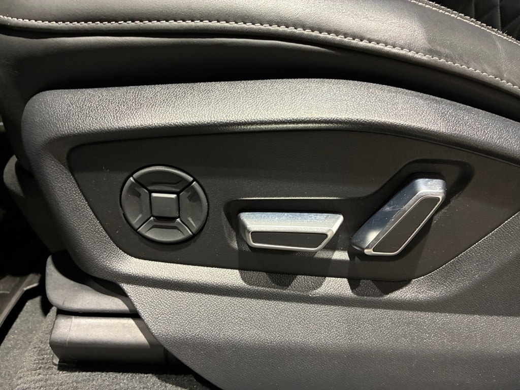 Bild som visar Audi Q7 SUV Q7 SUV 50 TDI quattro S line 286 hk tiptronic - för mer information kontakta din Audi Partner