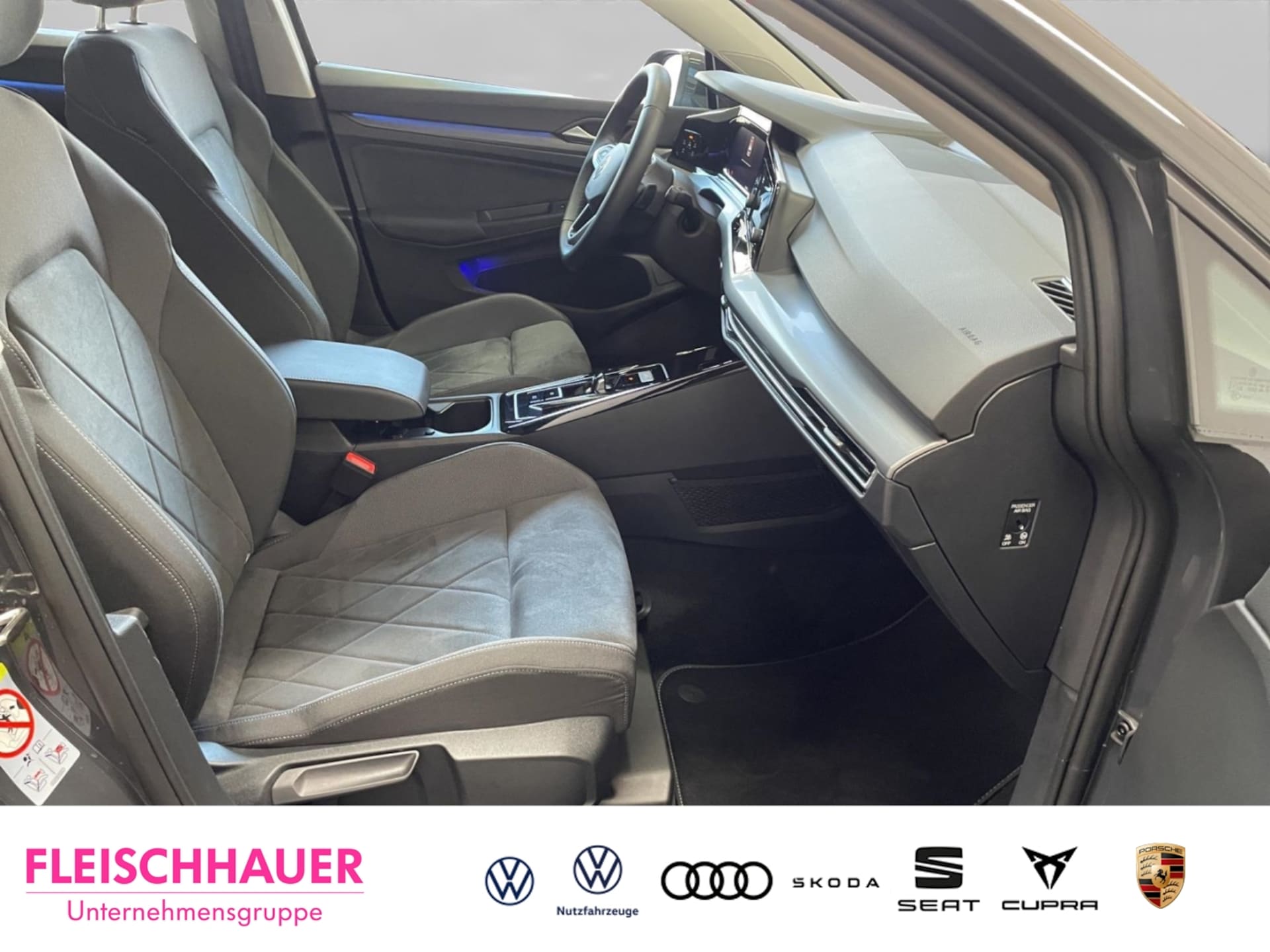 Volkswagen Golf Style