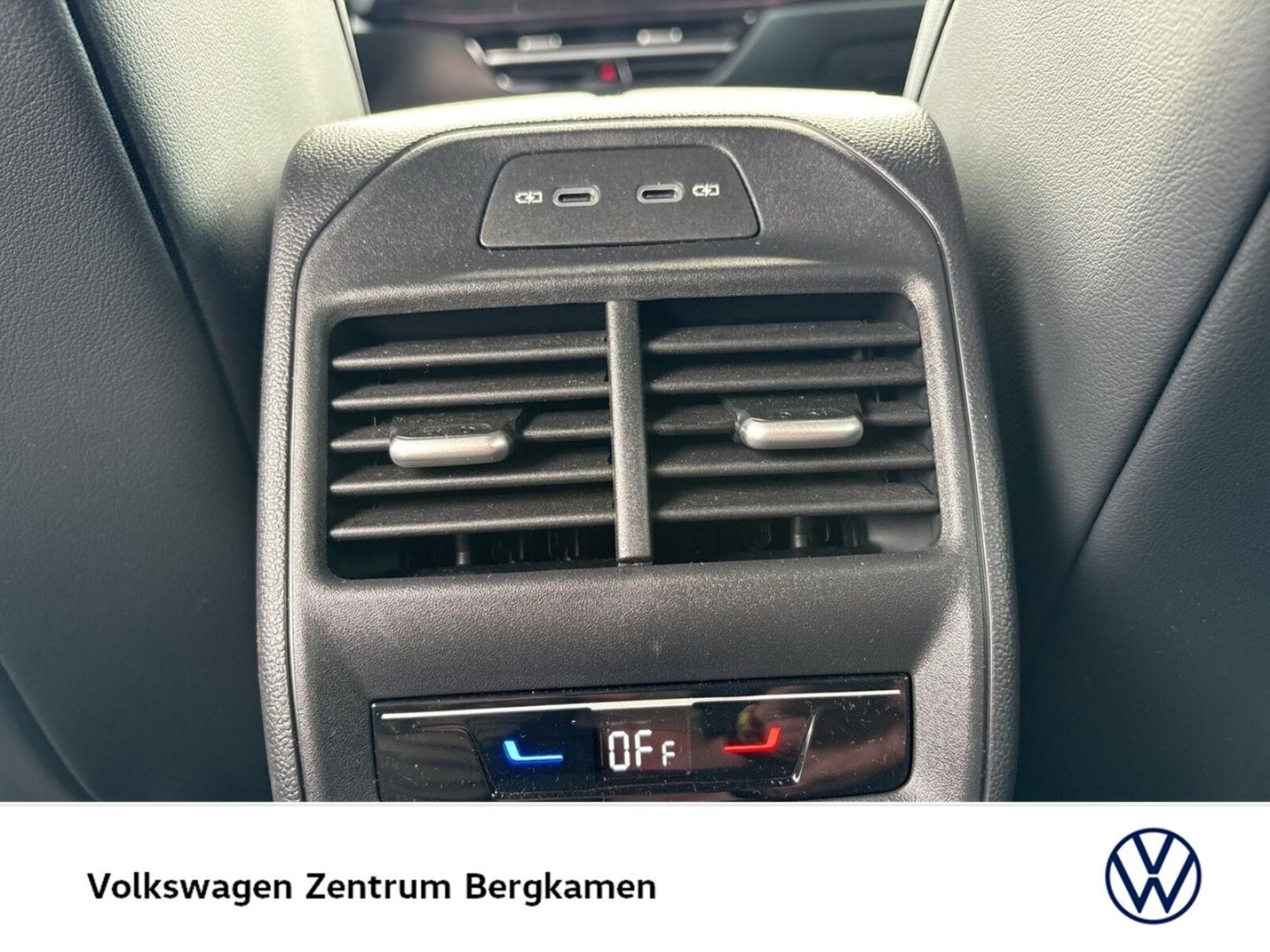 Volkswagen Passat – Bild 13