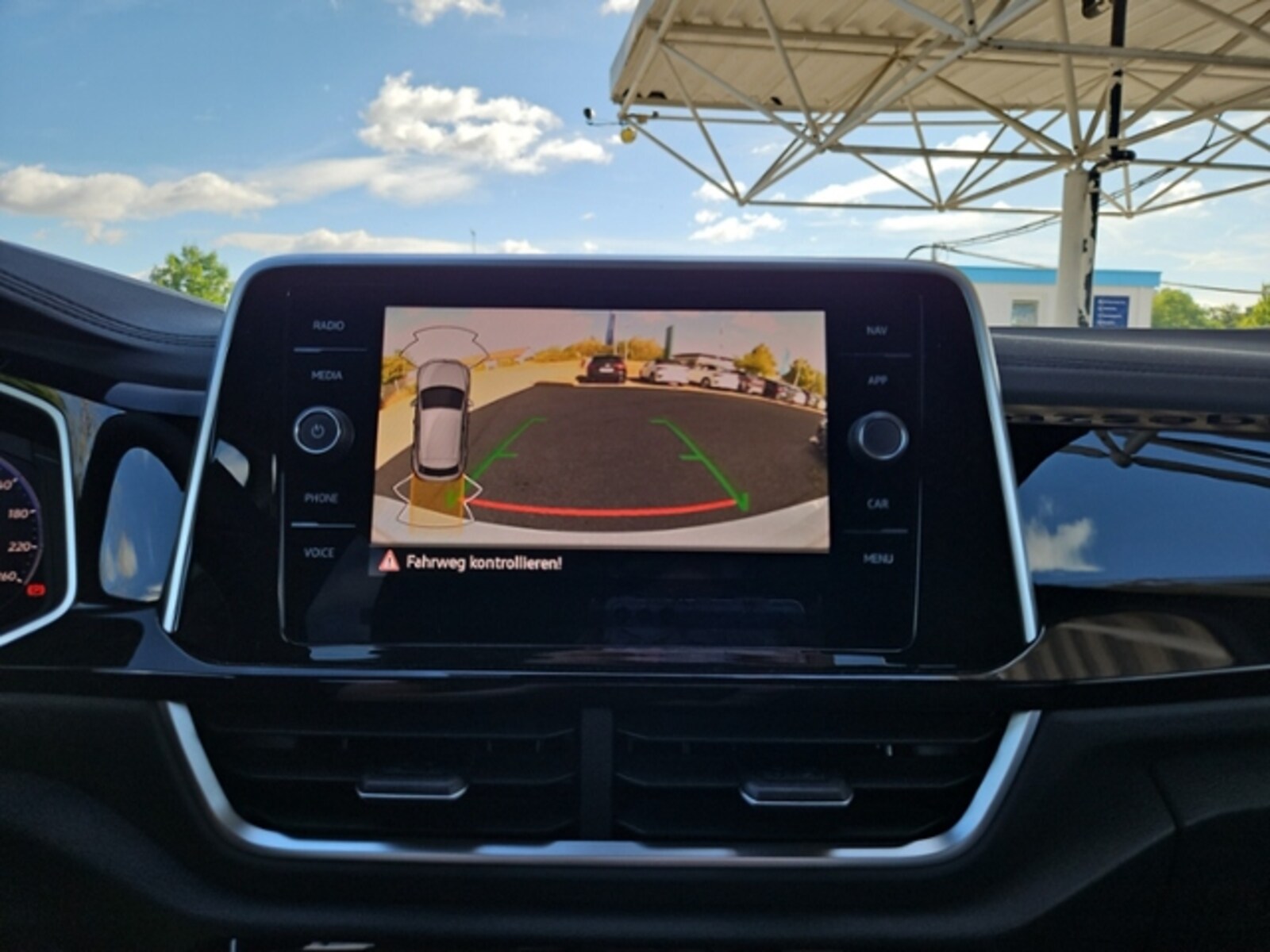 Volkswagen T-Roc – Bild 16