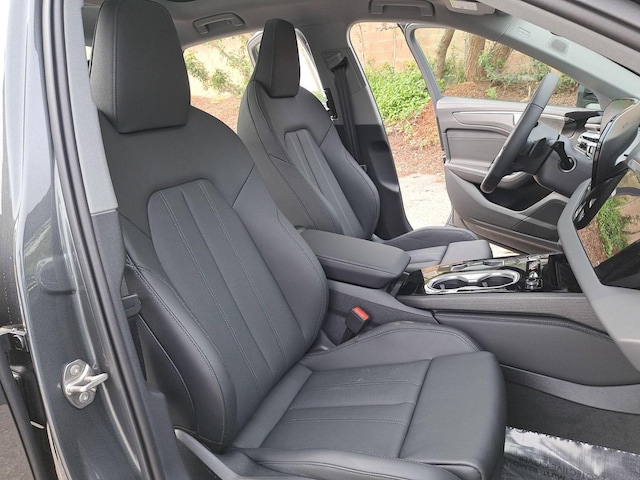2026 Audi A6 Premium Plus - Photo 10