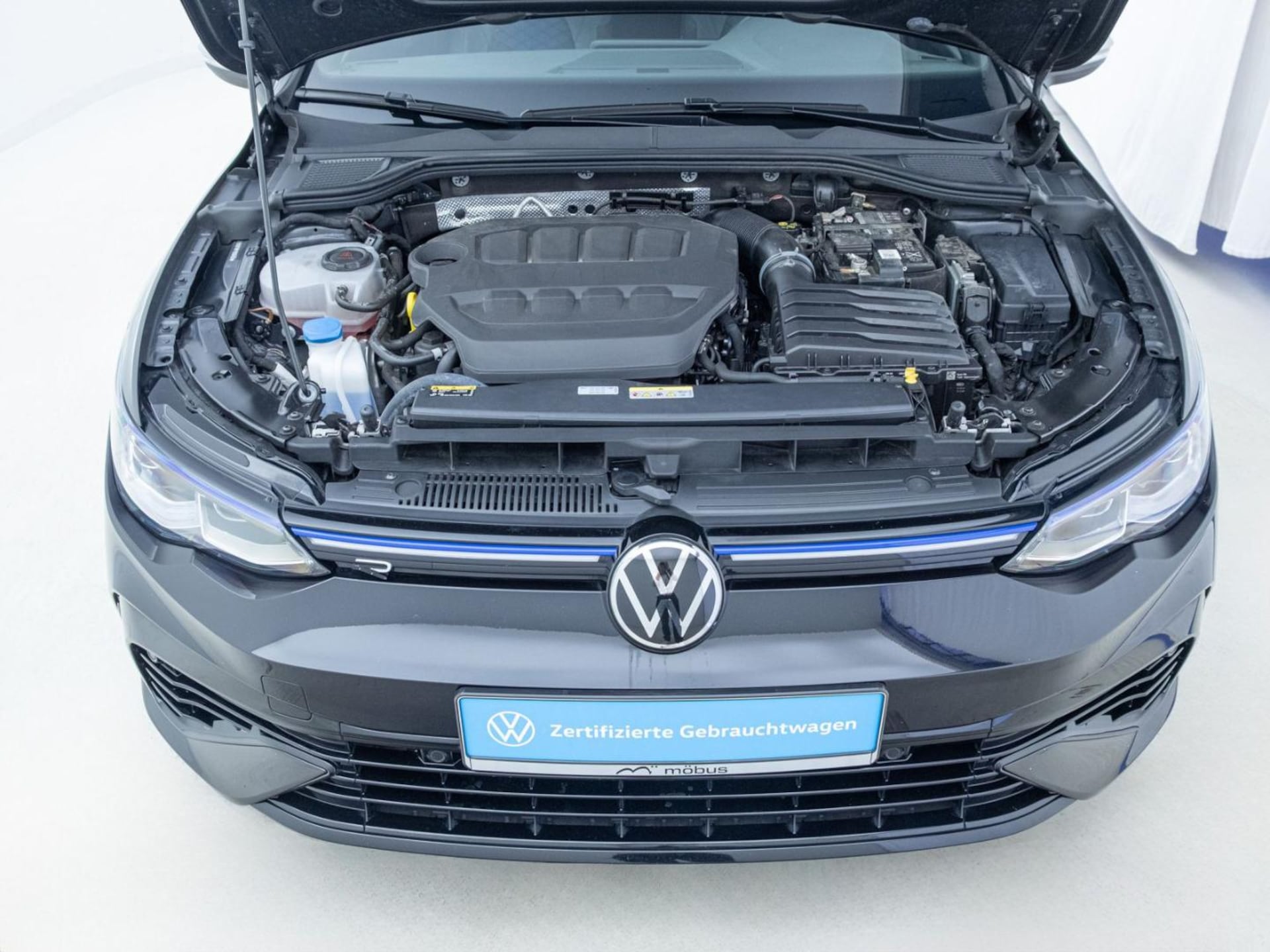 Volkswagen Golf R