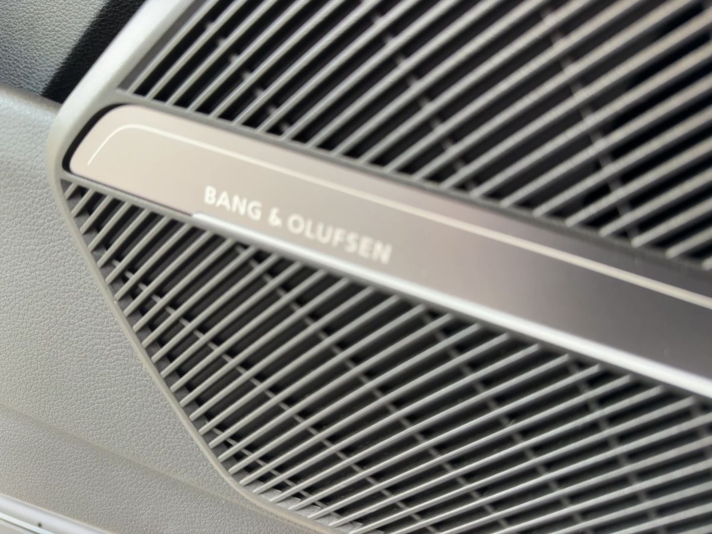 Bild über Audi Q5 40 TDI quattro 150 kW S tronic - für weitere Informationen kontaktieren Sie den Audi Partner
