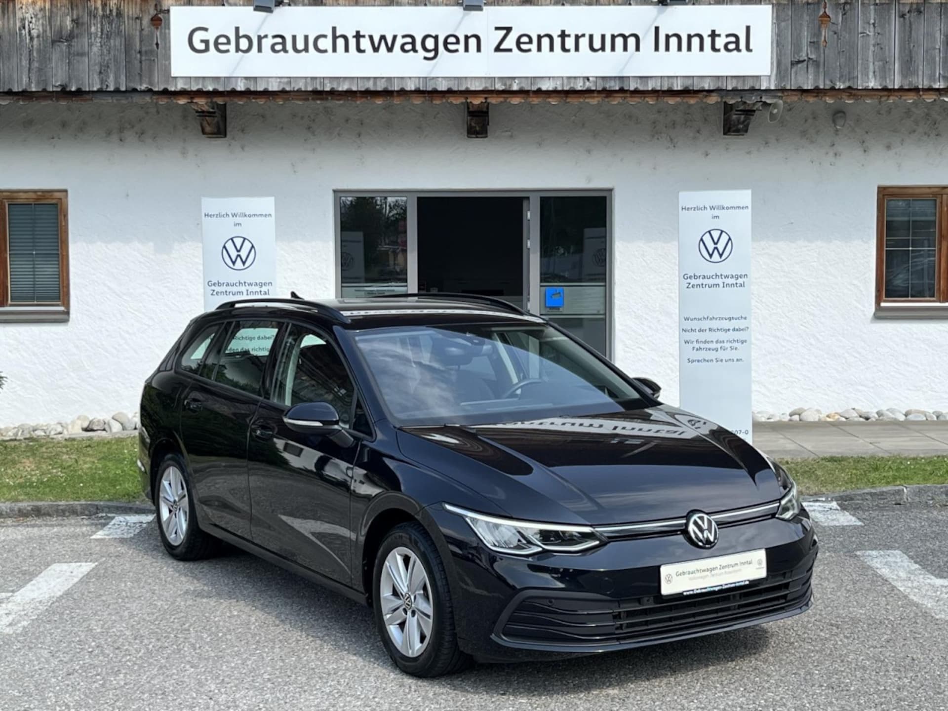 Volkswagen Golf Variant Life