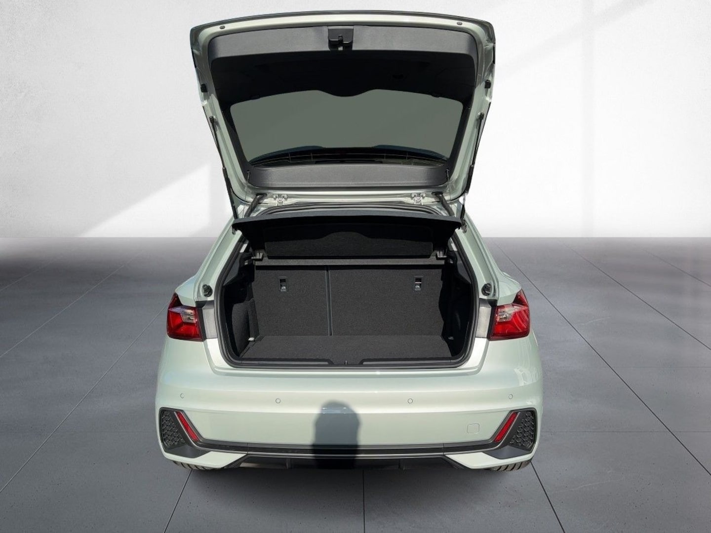 Bild über Audi A1 Sportback S line 25 TFSI S tronic - für weitere Informationen kontaktieren Sie den Audi Partner