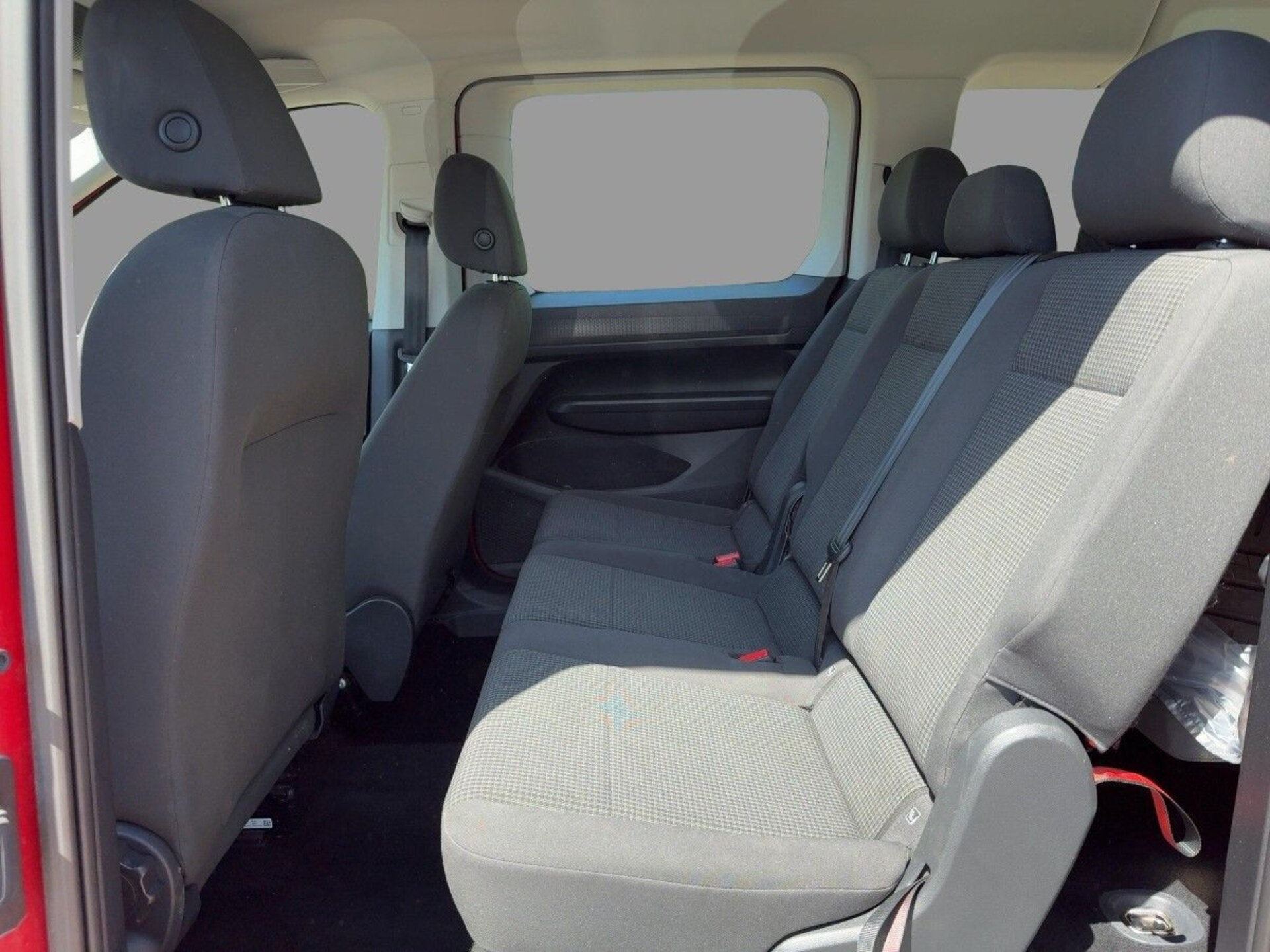 Volkswagen Caddy Maxi Kombi Basis-Modell