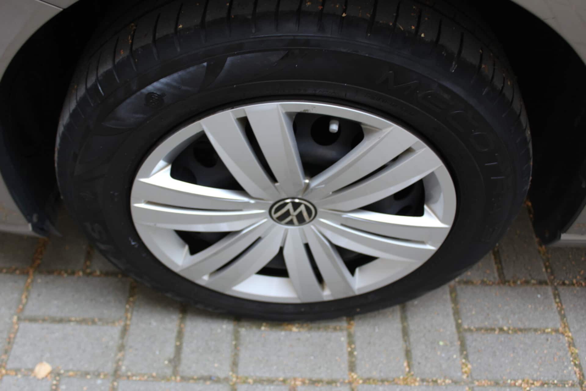 Volkswagen Caddy Model bazowy