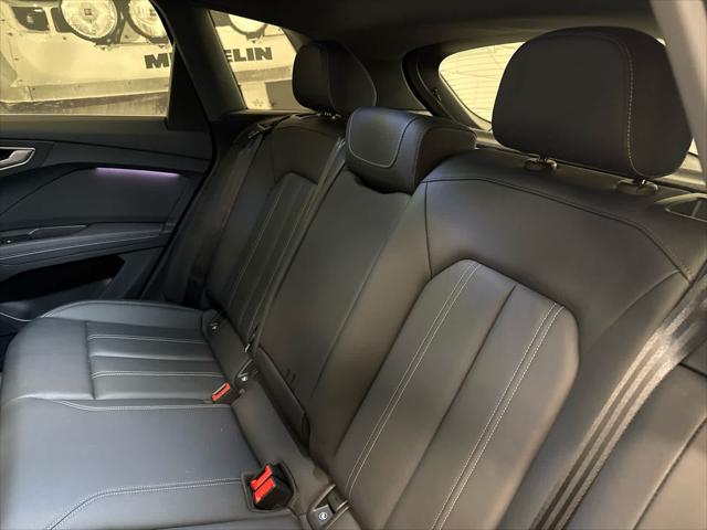 2023 AUDI Q4 - Image 12