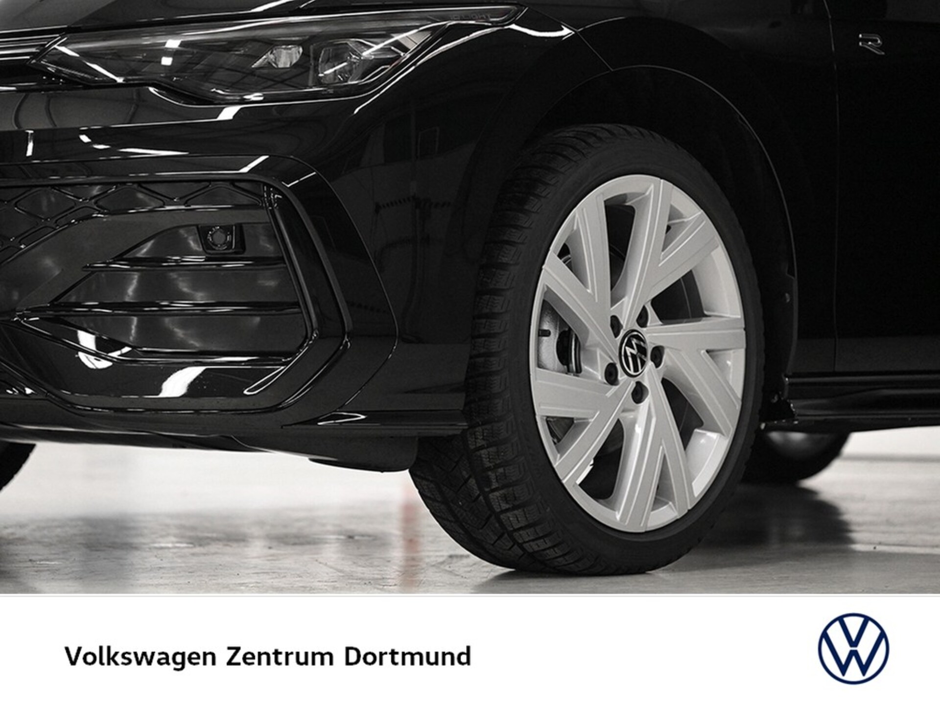 Volkswagen Golf R-Line