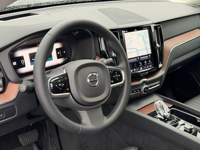 2023 Volvo XC60