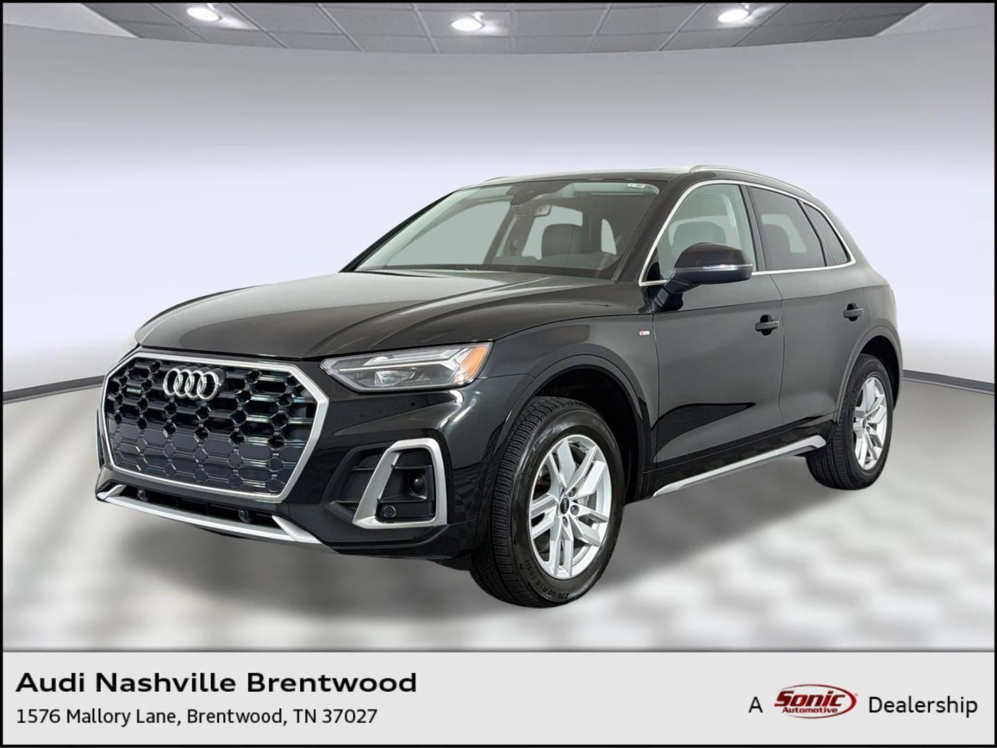2023 Audi Q5 45 Premium's photo