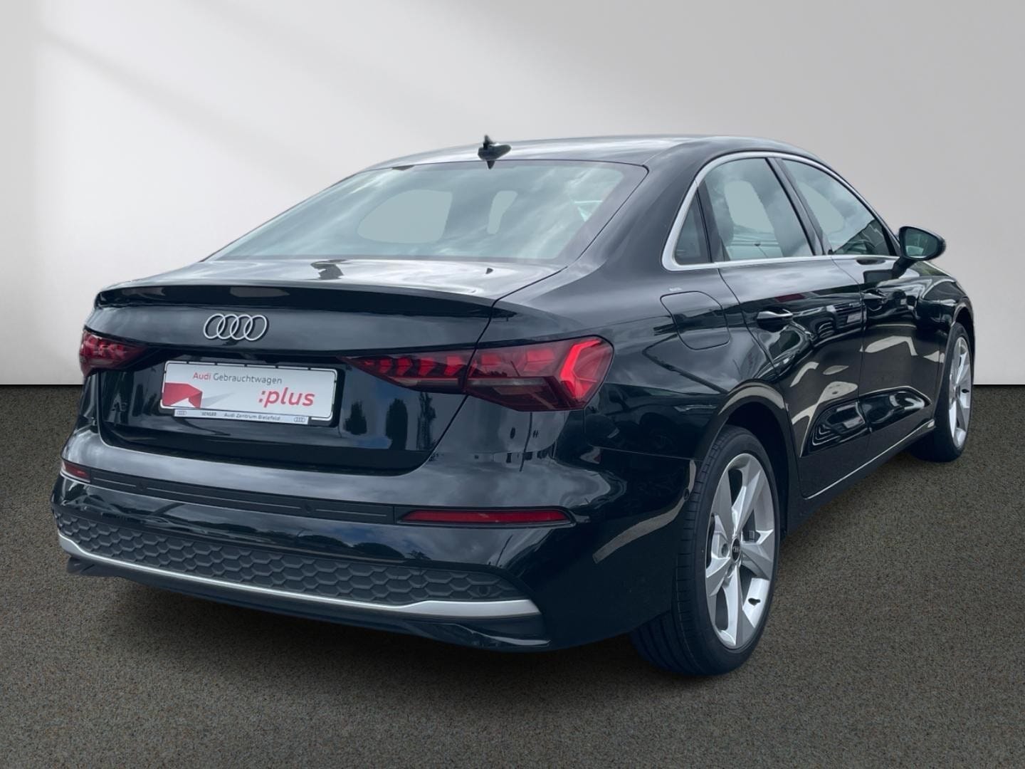 Bild über Audi A3 Limousine advanced 35 TDI S tronic - für weitere Informationen kontaktieren Sie den Audi Partner