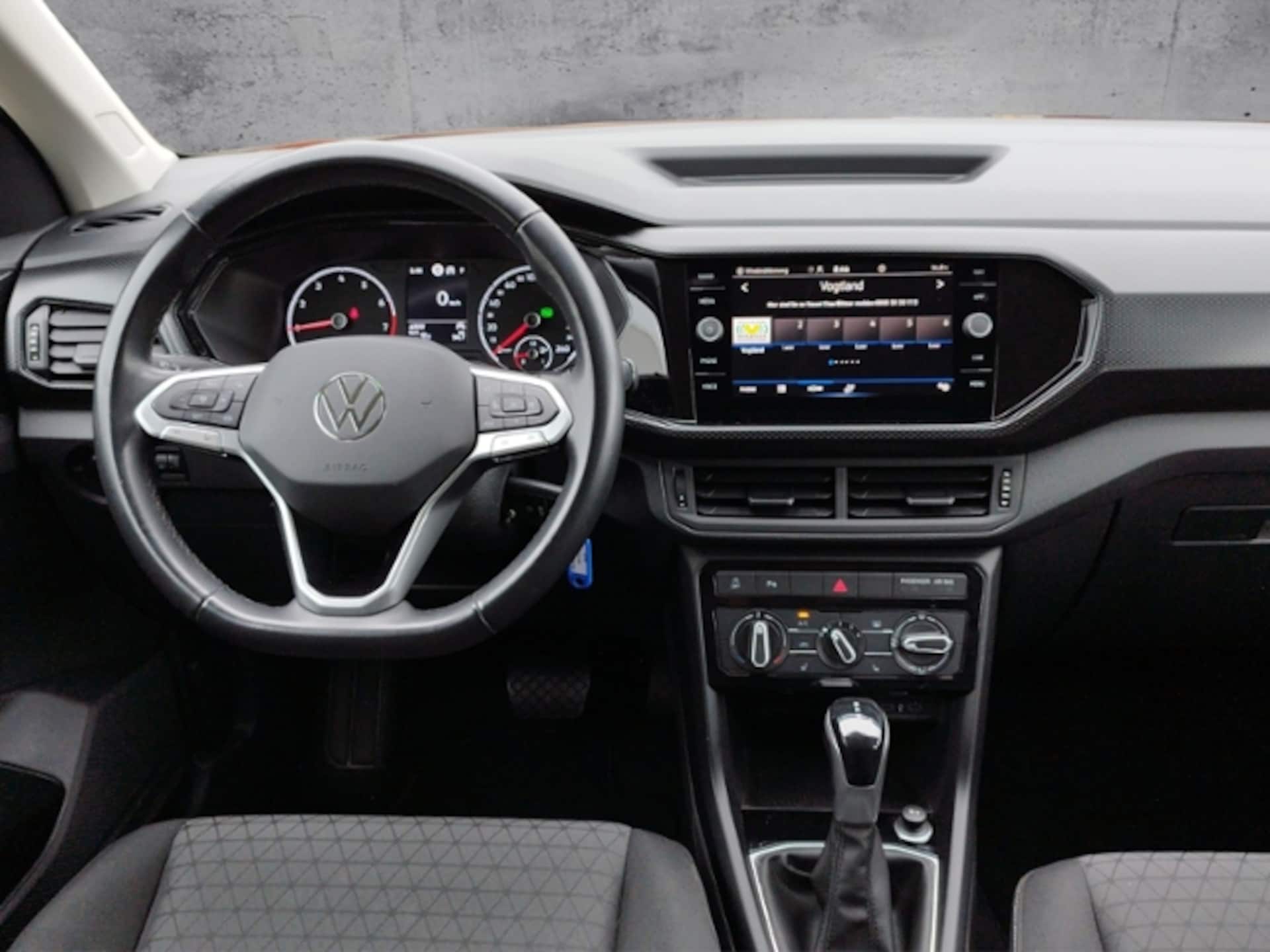 Volkswagen T-Cross Life