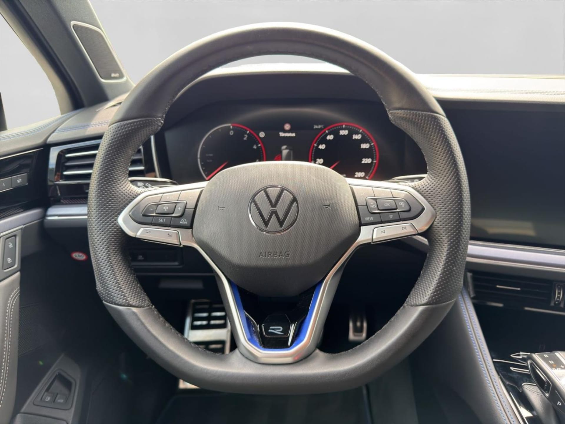 Volkswagen Touareg R