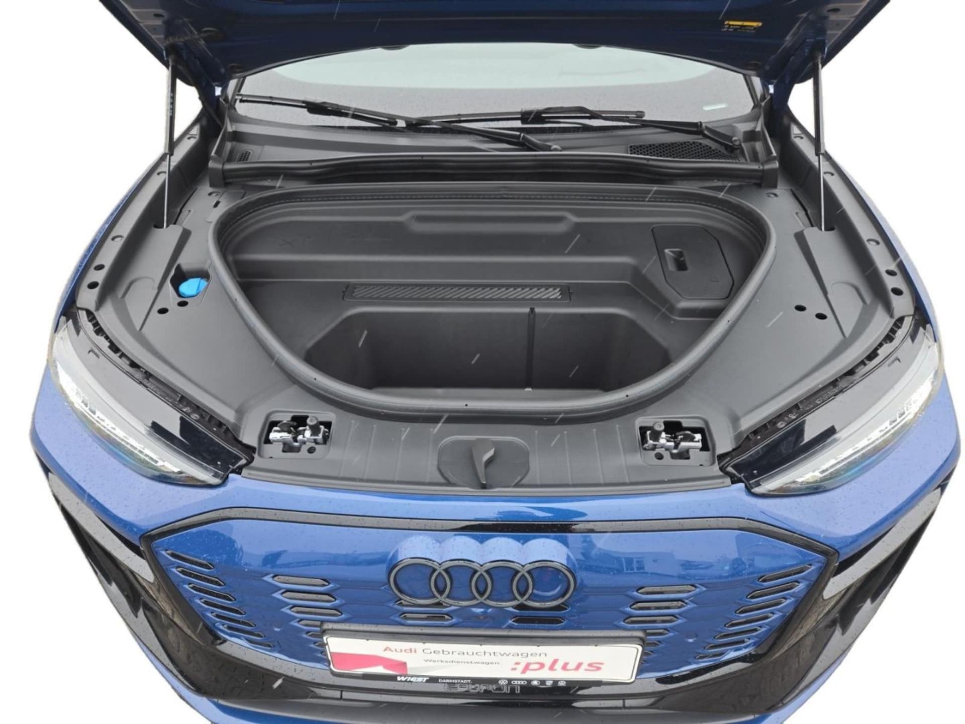 Audi Q6 SUV e-tron