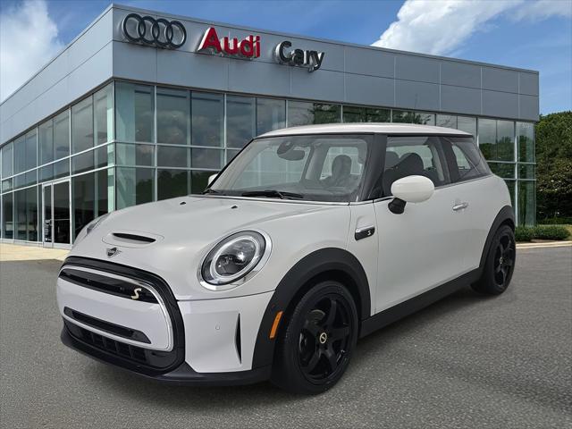 2022 MINI Hardtop 2 Door SE