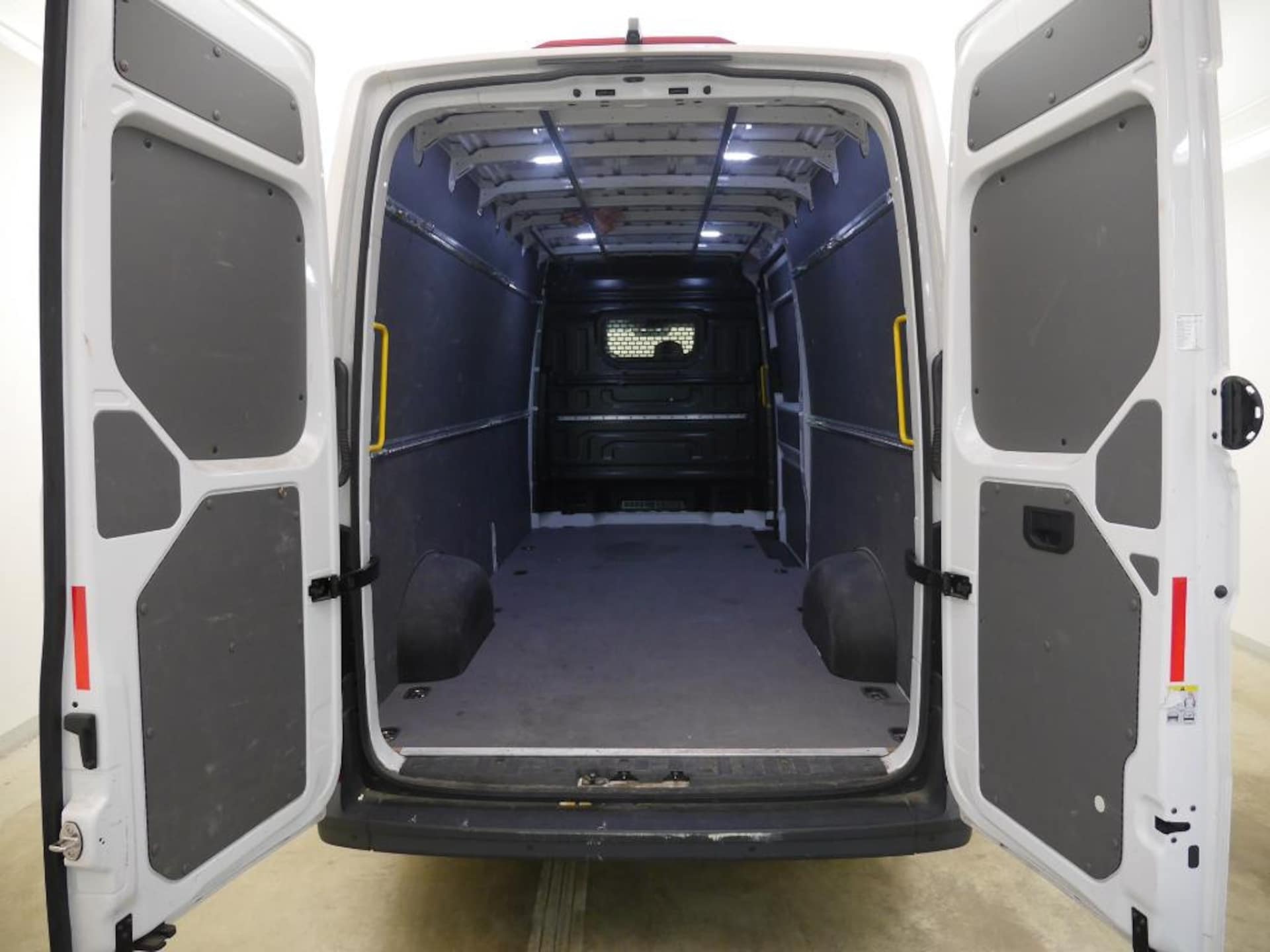 Volkswagen Crafter Kasten langer Radstand