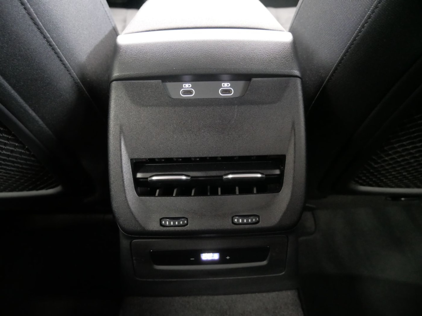 Bild über Audi A5 Avant TFSI S tronic - für weitere Informationen kontaktieren Sie den Audi Partner