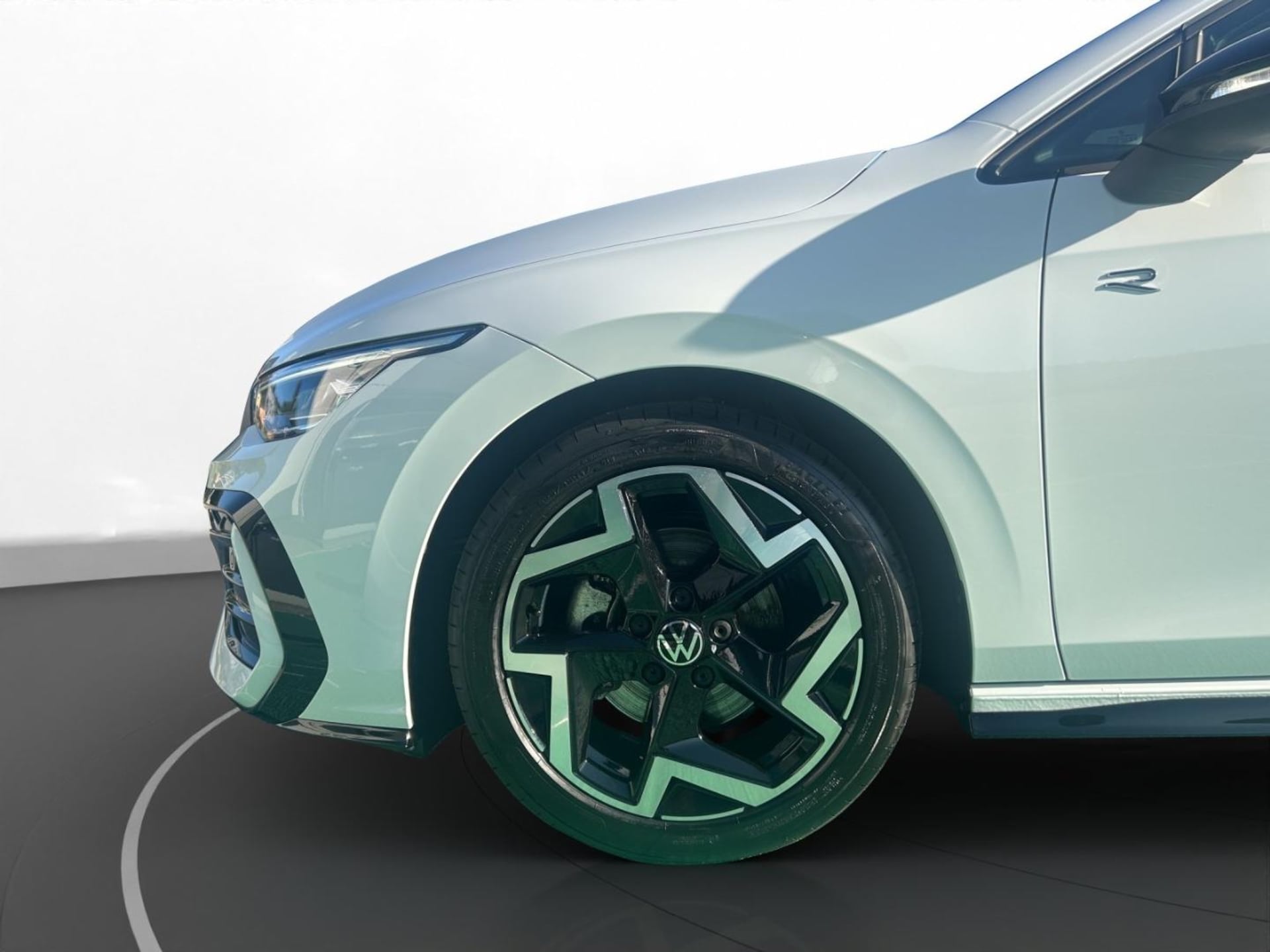 Volkswagen Golf R-Line