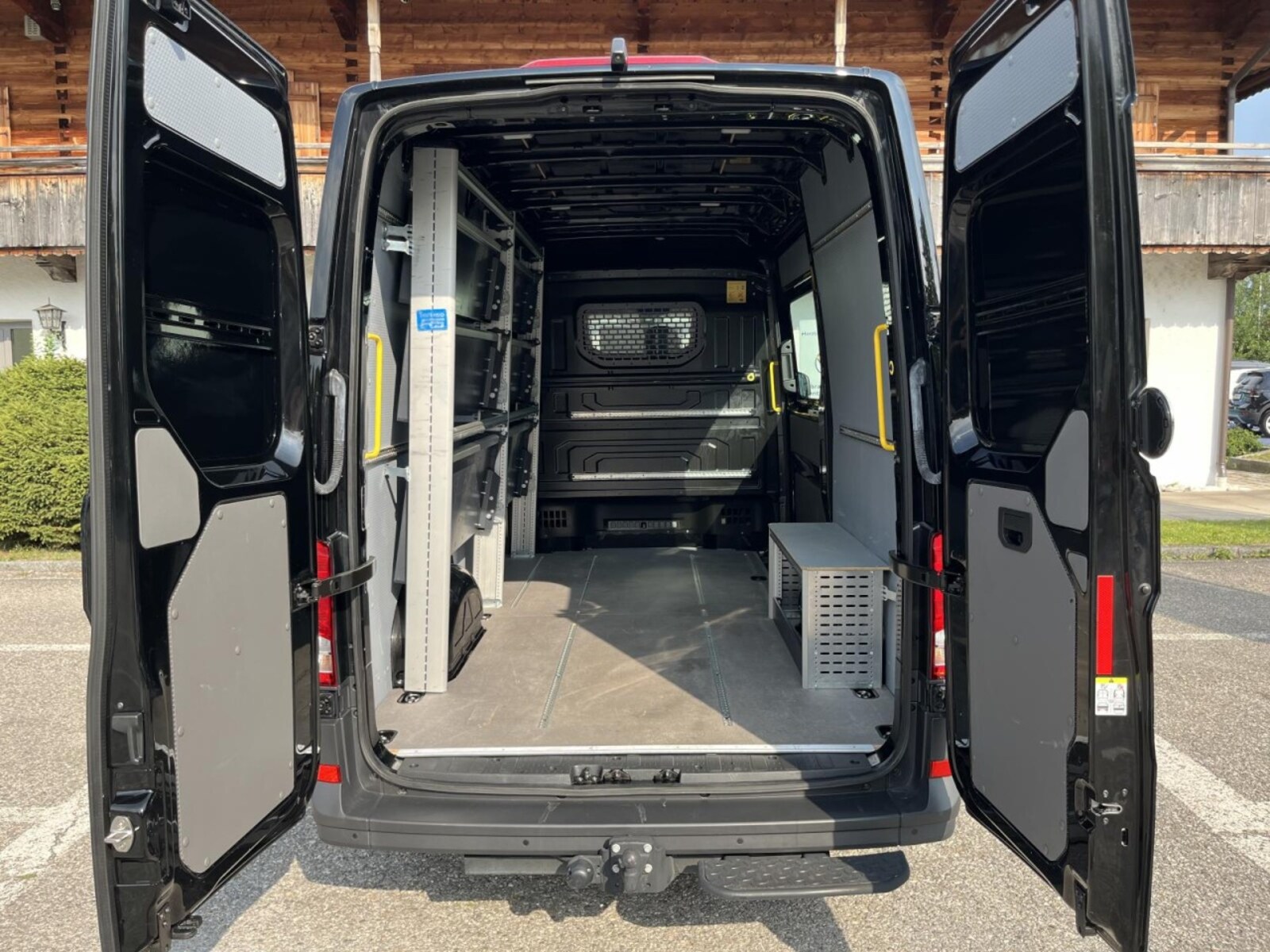 Volkswagen Crafter Kasten mittlerer Radstand – Bild 7