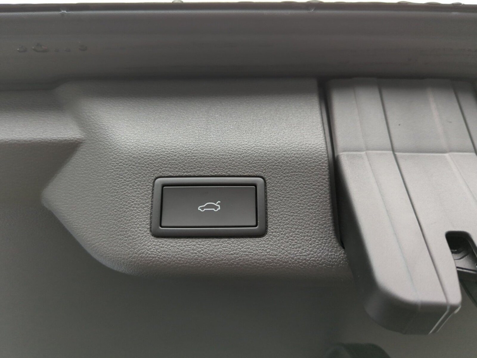Volkswagen Multivan Langversion – Bild 24