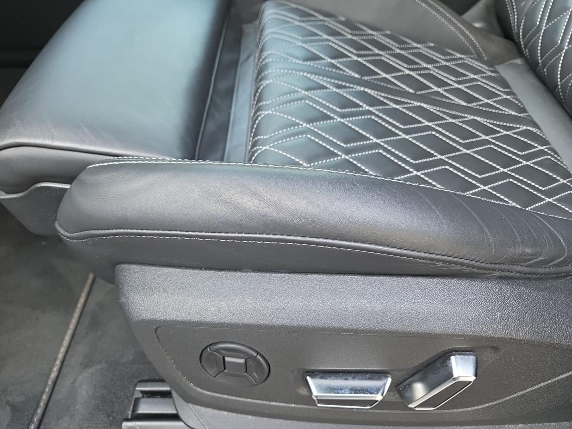 Audi e-tron S Sportback