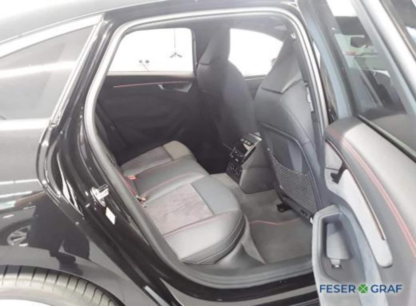 Bild über Audi A6 Limousine TFSI quattro 270 kW S tronic - für weitere Informationen kontaktieren Sie den Audi Partner