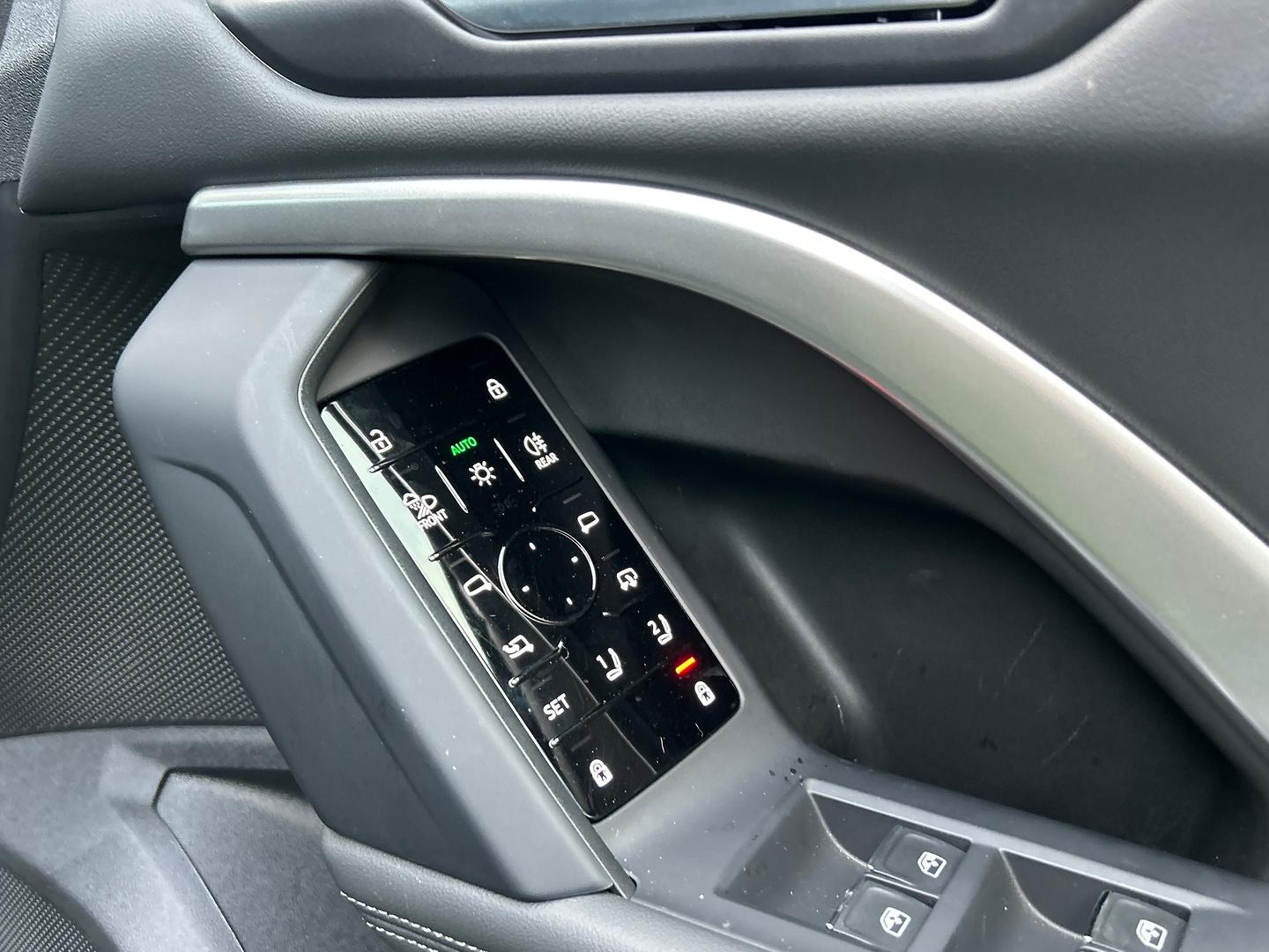 Image about Audi Q5 SUV TDI quattro 150 kW sport