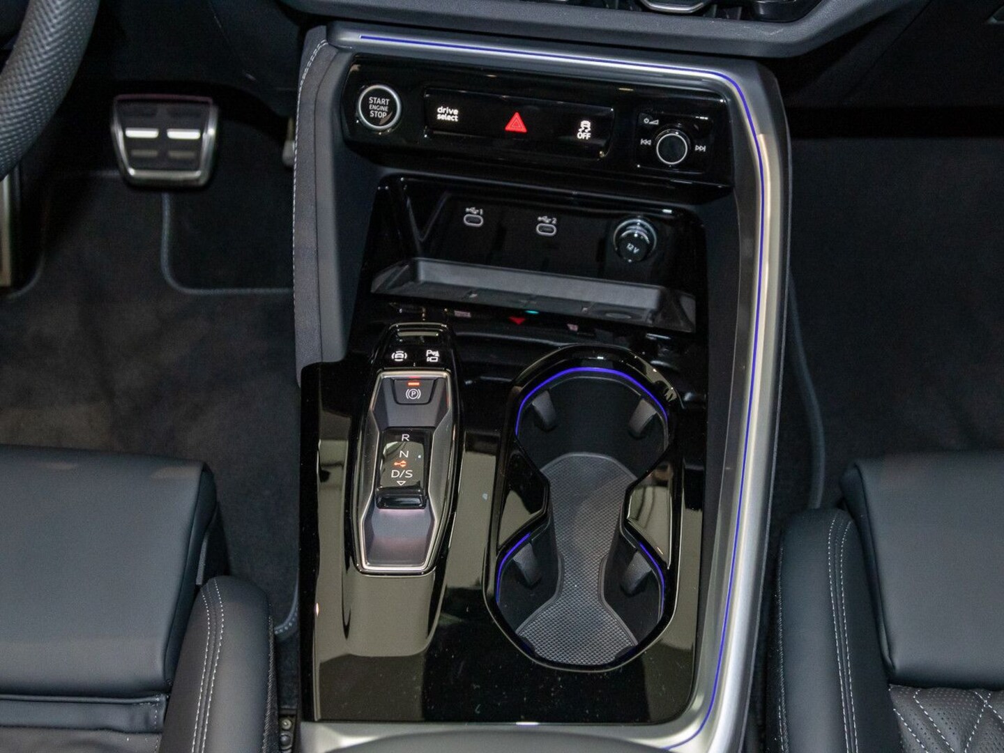 Bild über Audi Q5 SUV TDI quattro 150 kW S tronic - für weitere Informationen kontaktieren Sie den Audi Partner