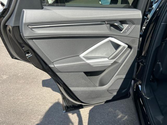 2025 Audi Q3 S Line Premium - Photo 11