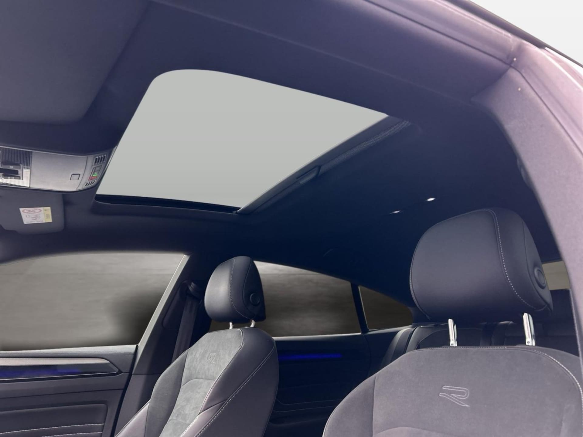 Volkswagen Arteon R-Line