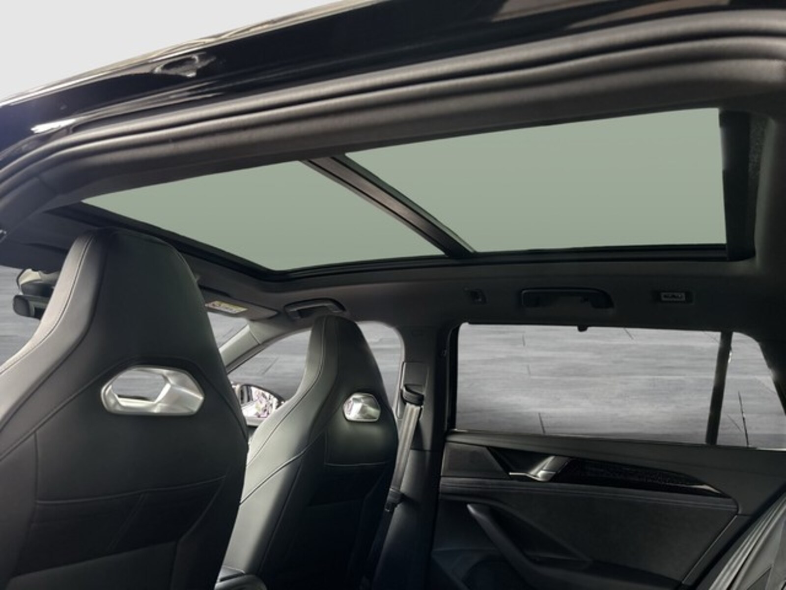 Volkswagen Passat – Bild 13