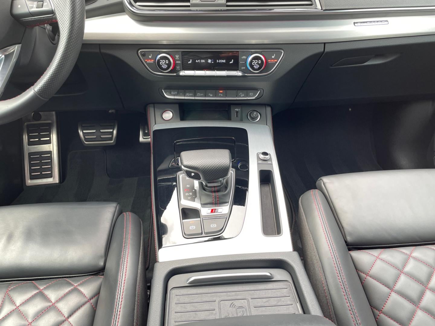 Bild über Audi SQ5 TDI tiptronic - für weitere Informationen kontaktieren Sie den Audi Partner
