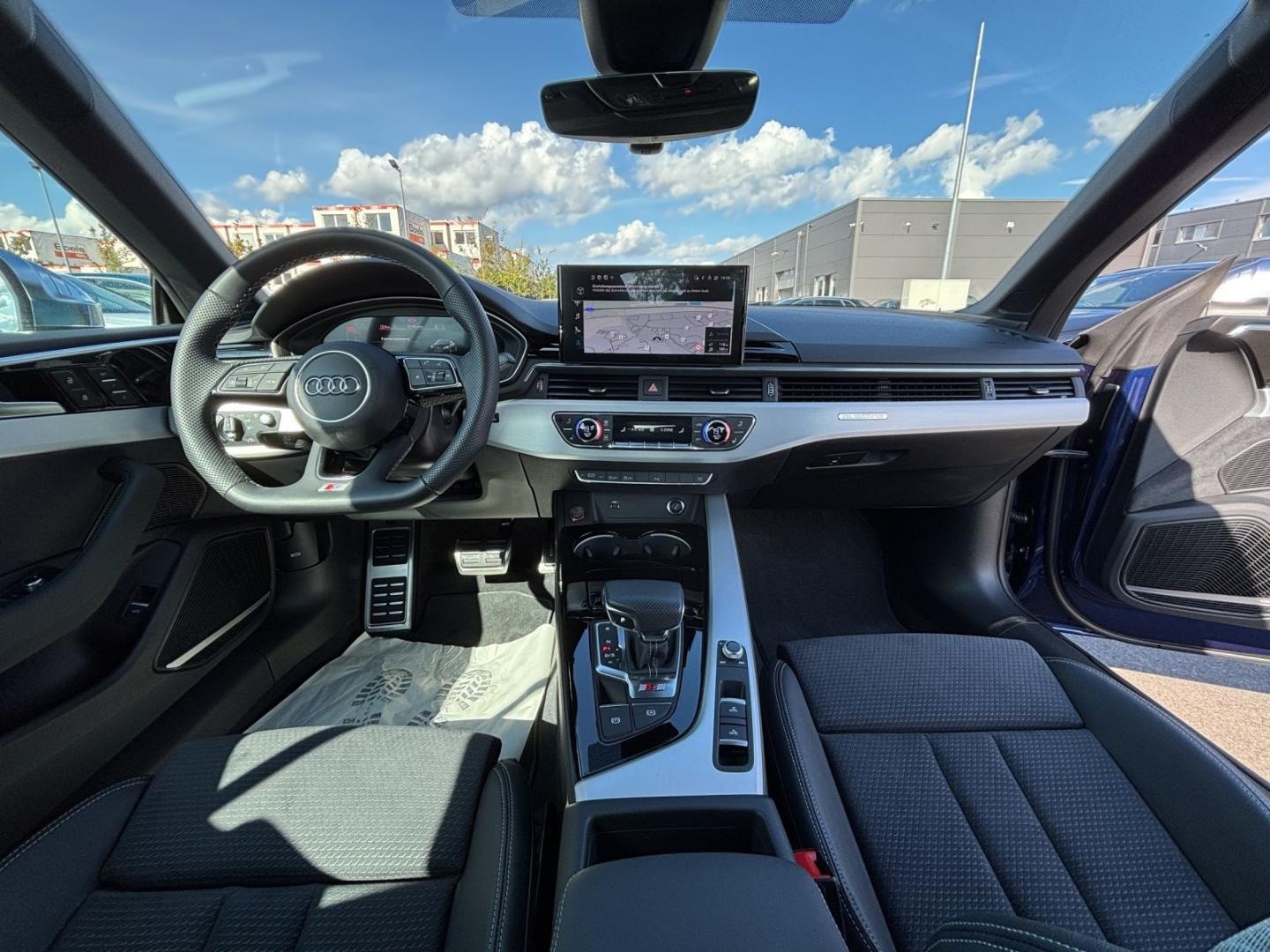 Bild über Audi S5 Cabriolet TFSI quattro tiptronic - für weitere Informationen kontaktieren Sie den Audi Partner